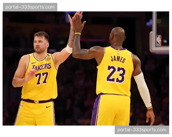 湖人53胜29负排名西部第四 詹姆斯东契奇伤缺影响球队最后冲刺阶段表现